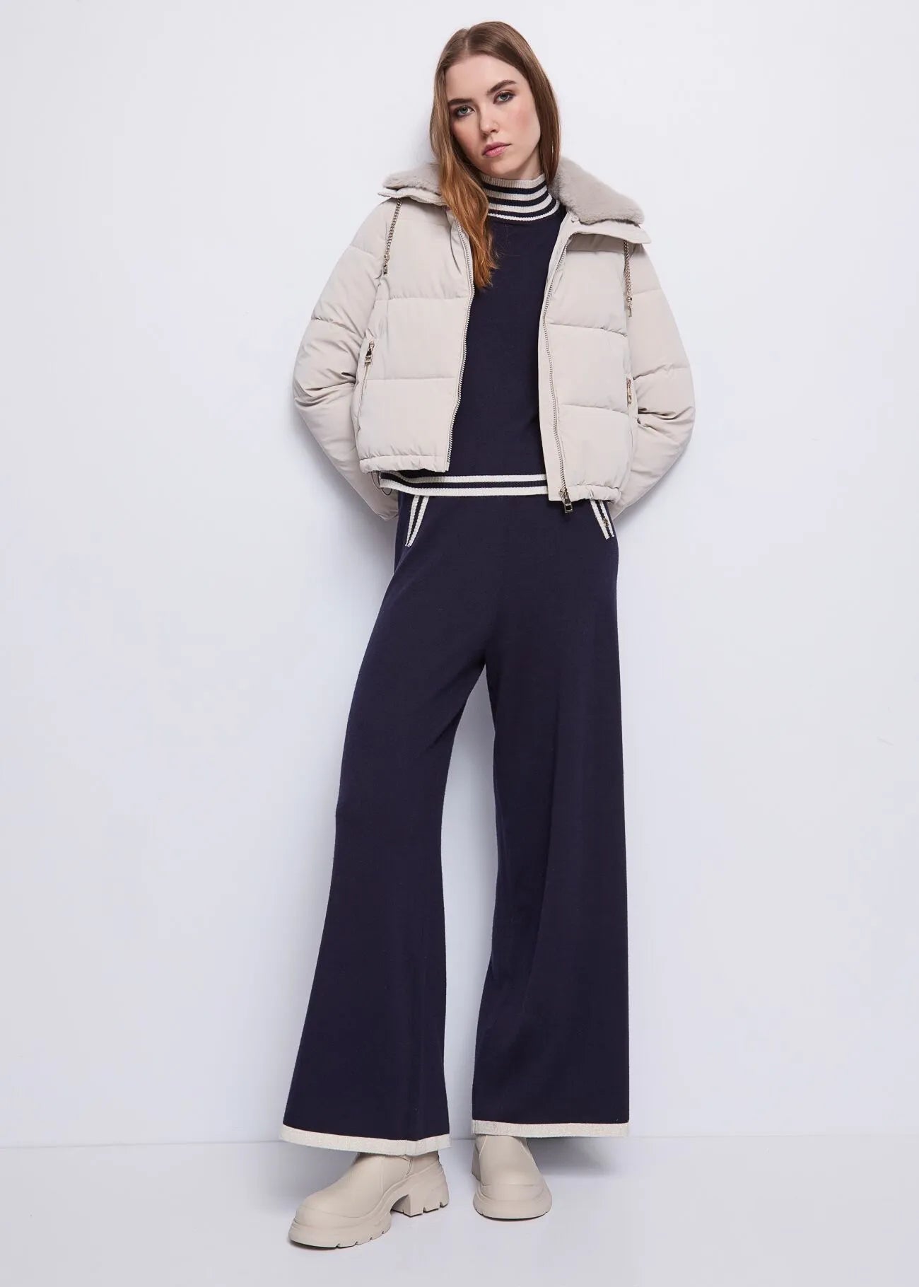 Nuova Collezione Pantaloni da donna in filato con coulisse GAUDI 521BD23001_2912