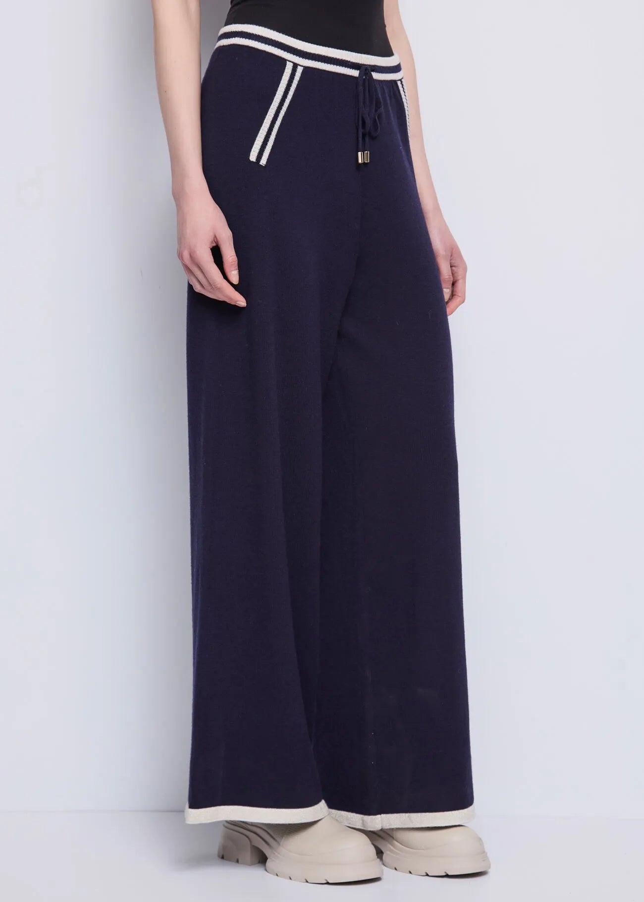 Nuova Collezione Pantaloni da donna in filato con coulisse GAUDI 521BD23001_2912