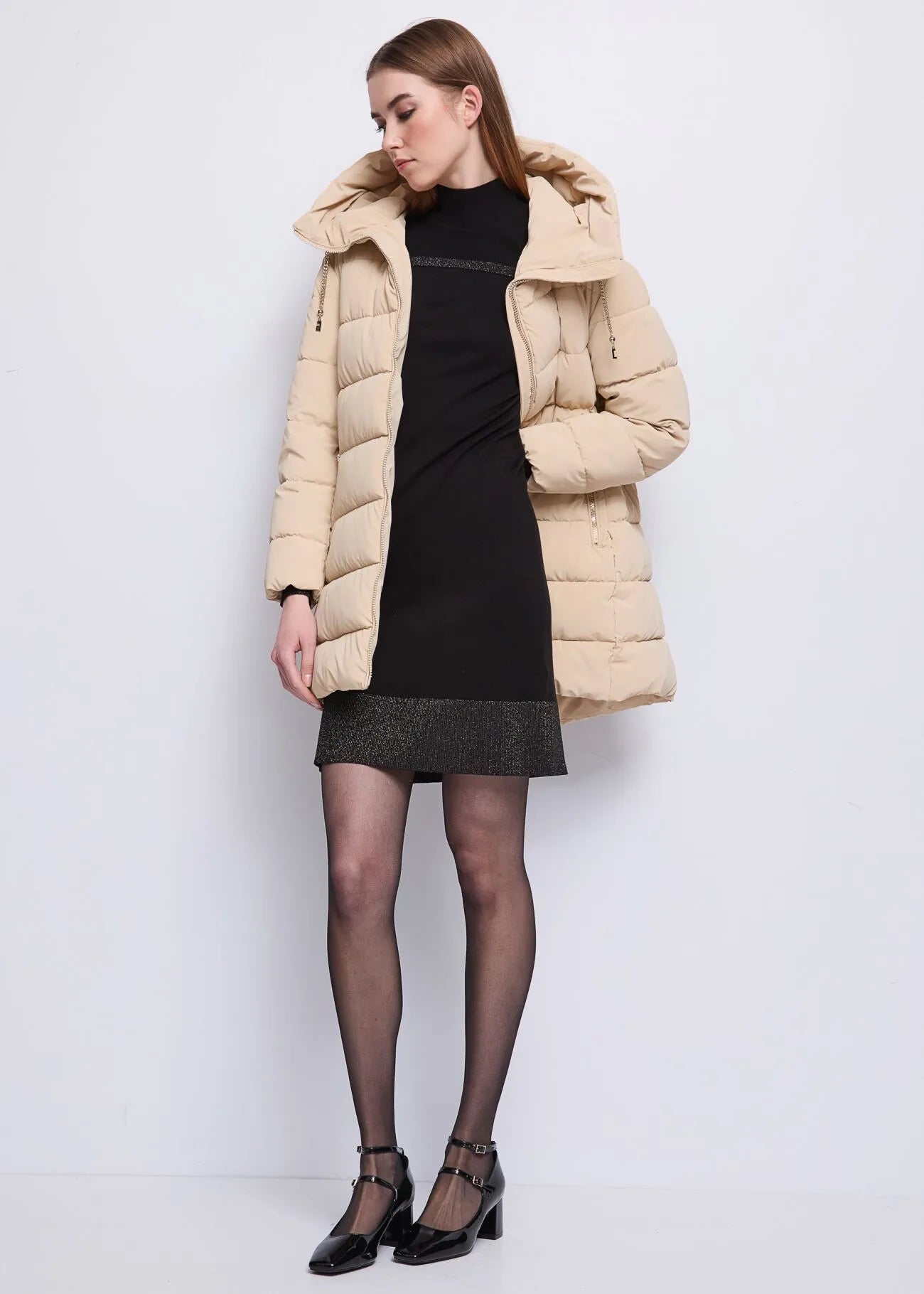 Nuova Collezione Piumino da donna con cappuccio e coulisse a catena 521BD35007_3222
