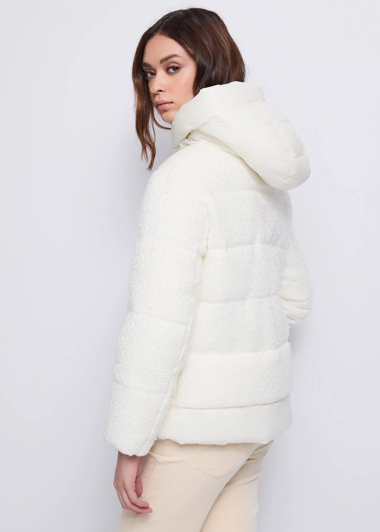 Nuova Collezione Piumino da donna trapuntato con cappuccio GAUDI 521BD35017_2101