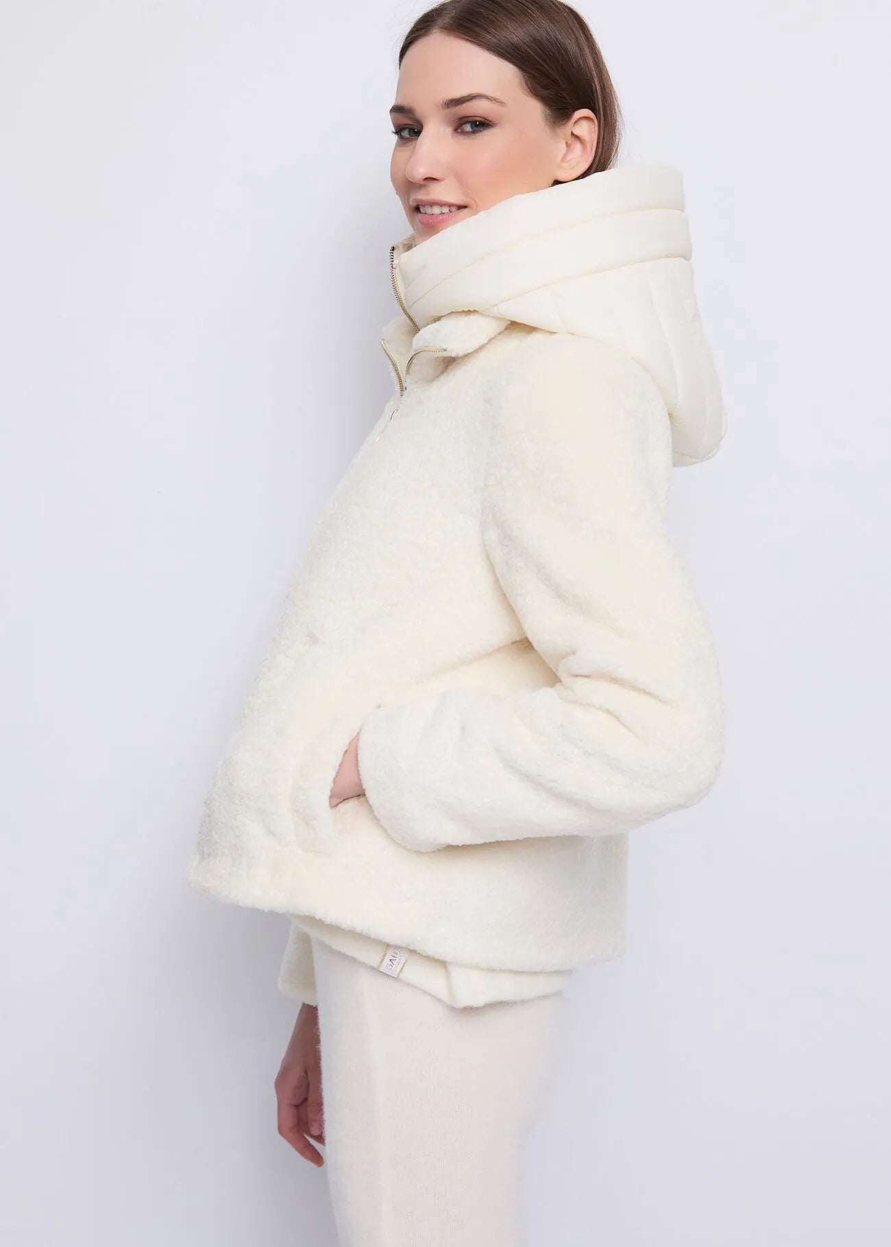 Giacca bianca da donna con cappuccio GAUDI 521FD39002_3213