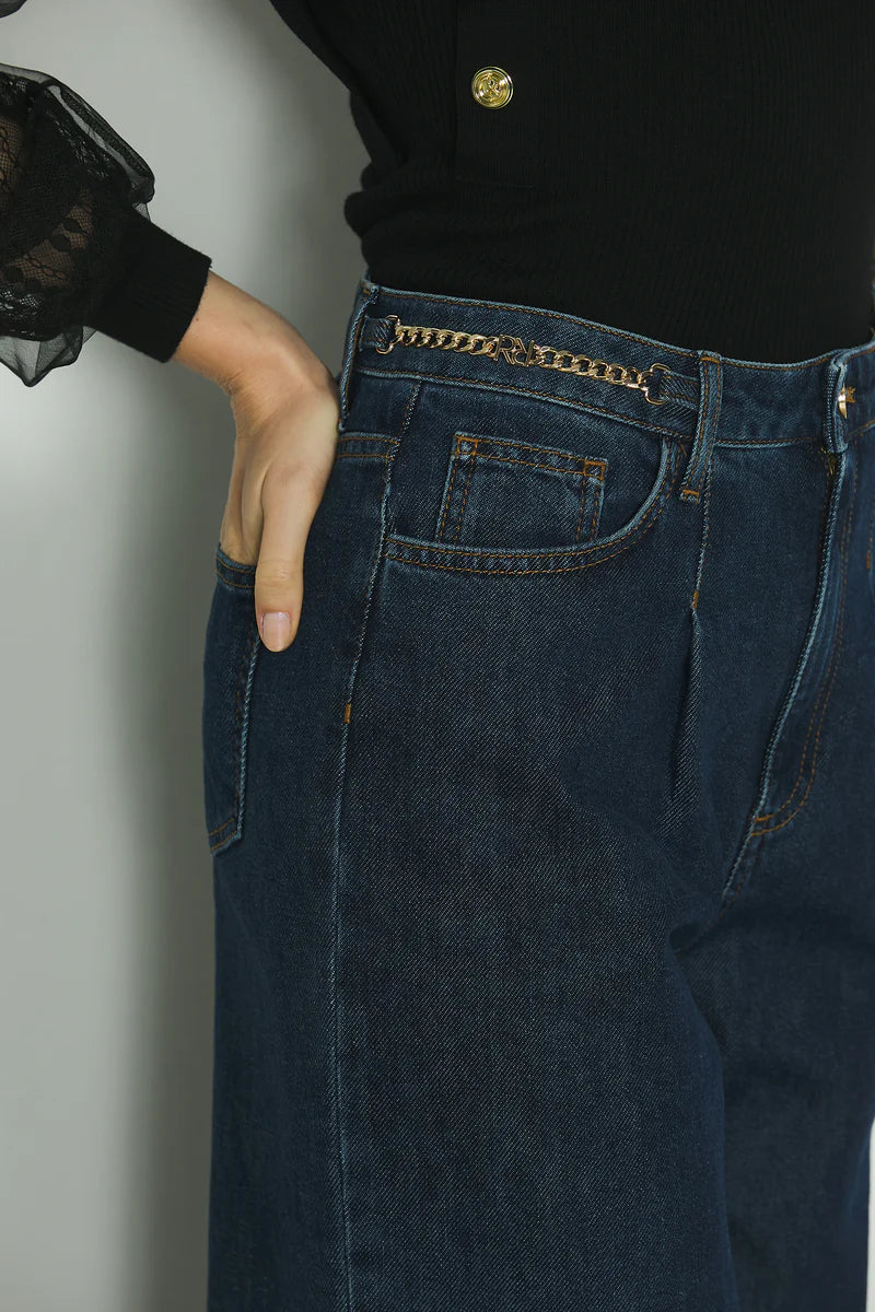 Panta RELISH REECE vita alta 5ts con fondo sfrangiato più catena logo in blue denim