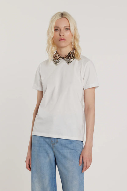 Relish T-Shirt ARLETTI maniche corte con risvolto più colletto animalier più applicazioni gioiello più goccia