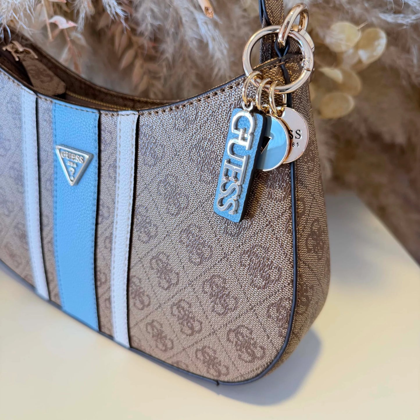 Guess BS967218 Noelle II Top Zip Shopping Bag