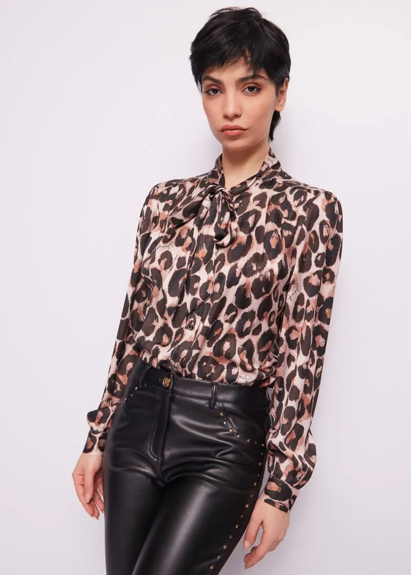 Nuova Collezione Camicia animalier in raso GAUDI ARTICOLO 421BD45005