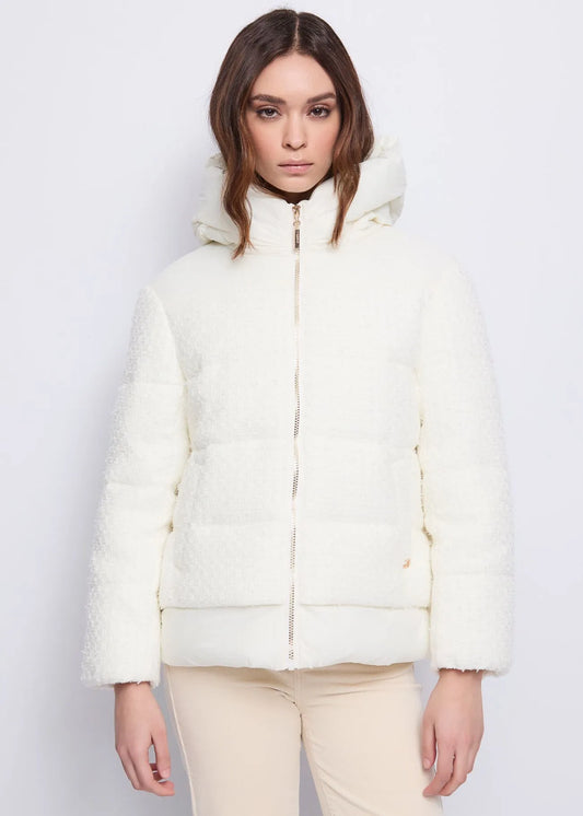 Nuova Collezione Piumino da donna trapuntato con cappuccio GAUDI 521BD35017_2101