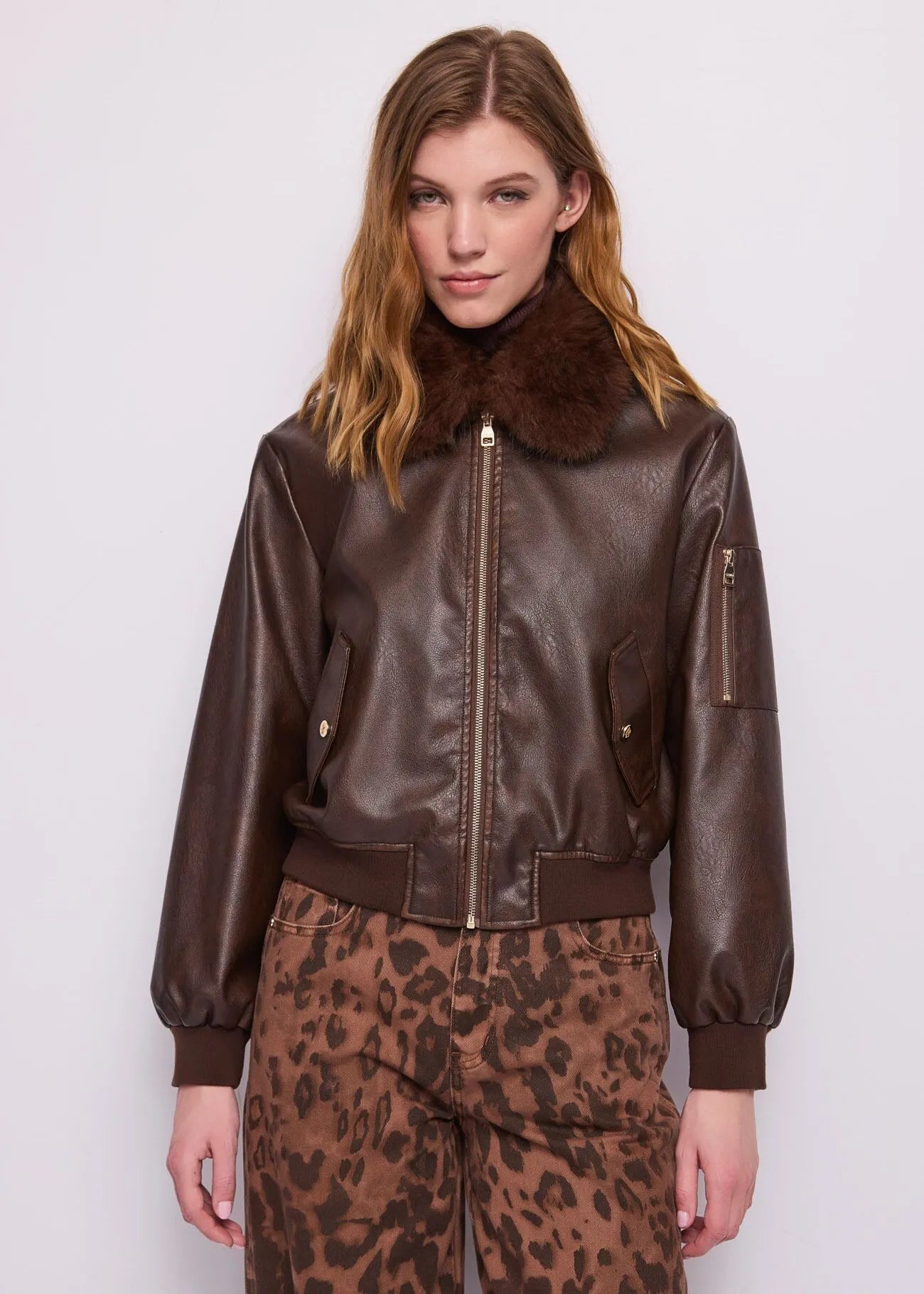 Giacca da donna in similpelle con zip