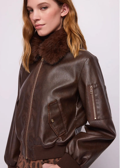 Giacca da donna in similpelle con zip