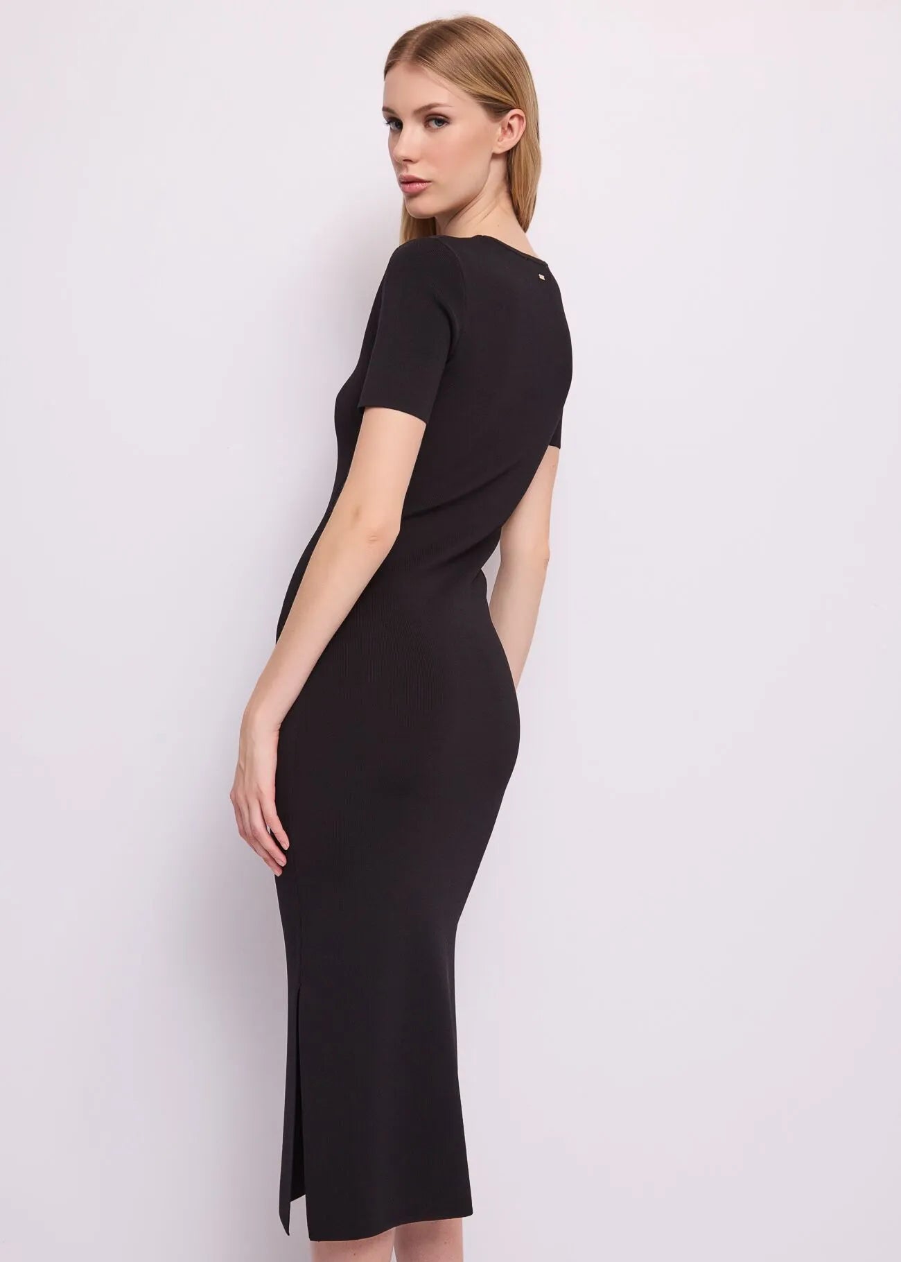 Abito da donna con motivo cut-out