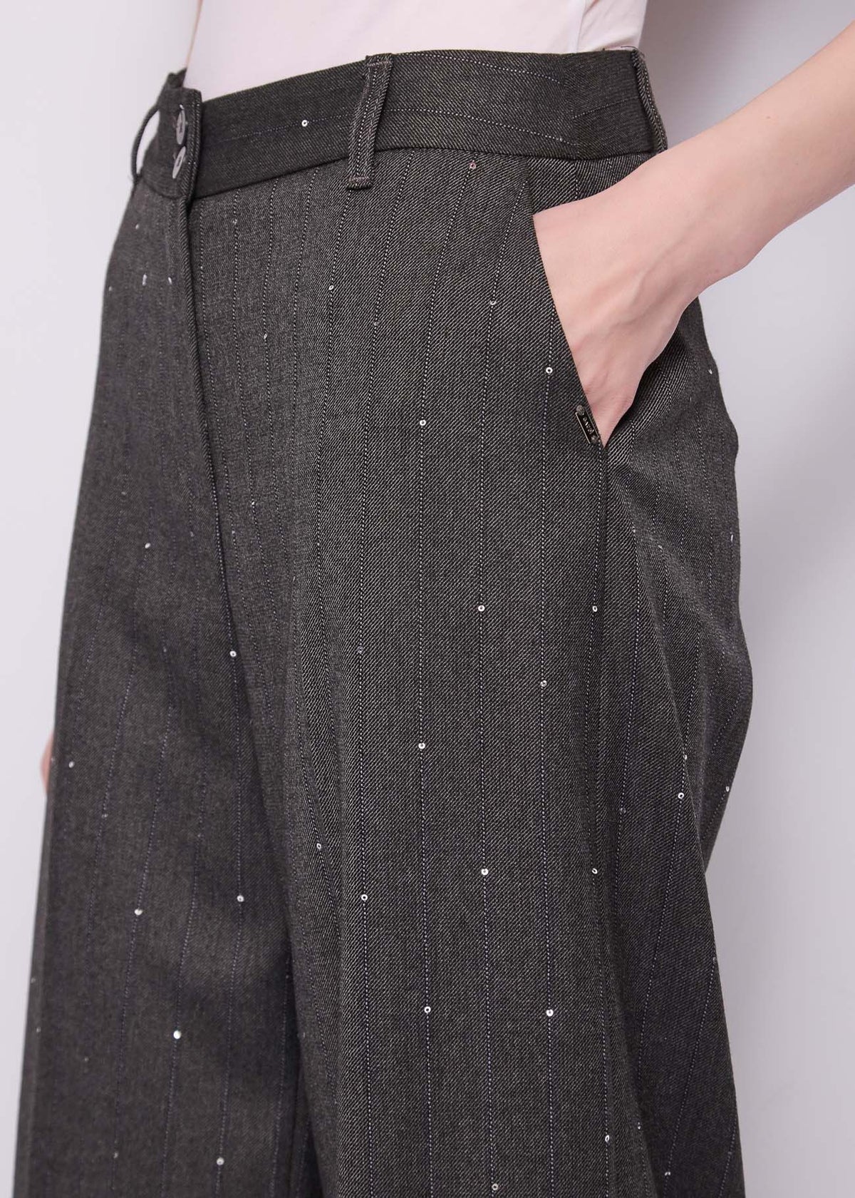 Pantaloni da donna con piega e risvolto GAUDI 621FD25015 01