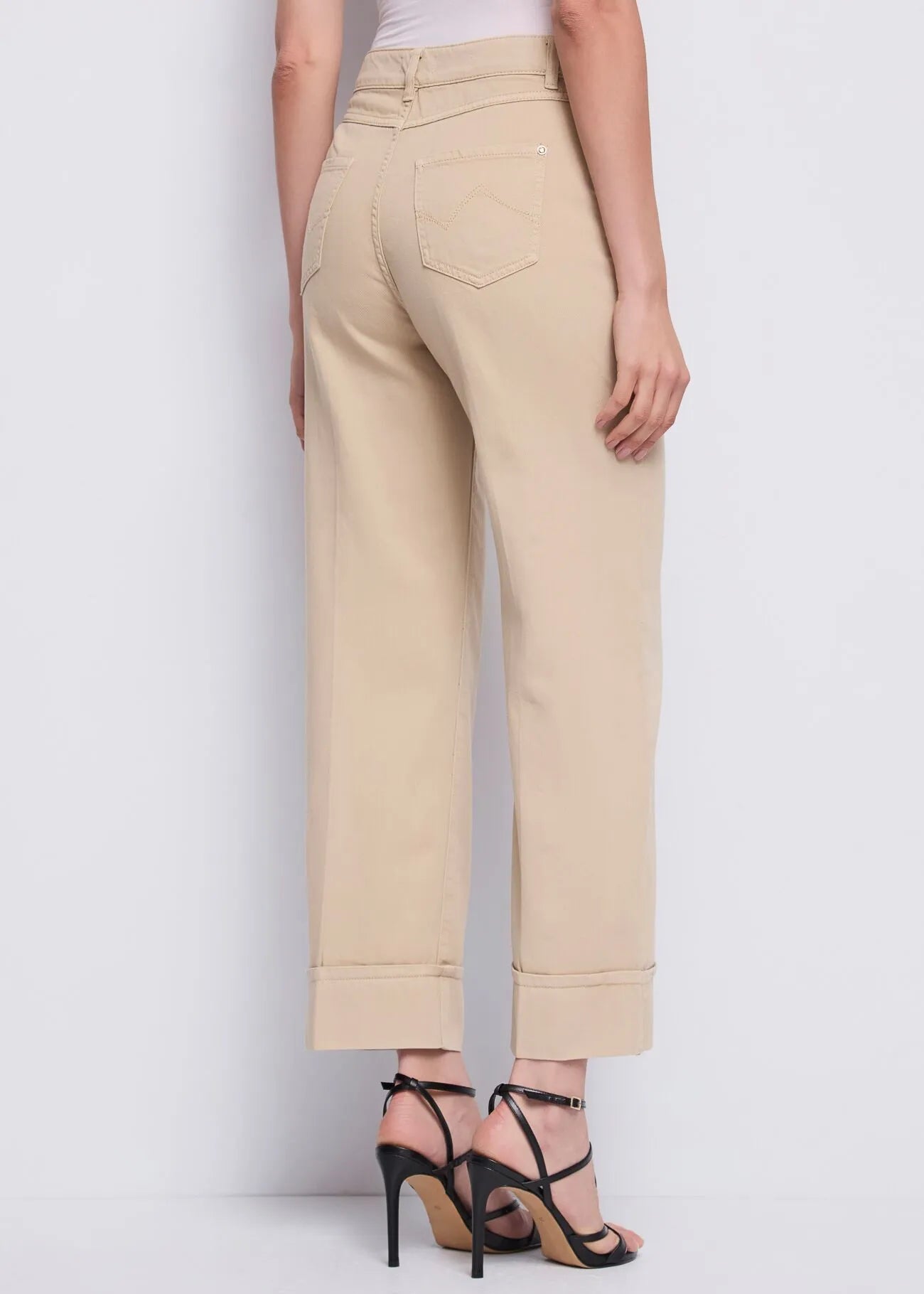 Nuova Collezione Pantaloni baggy da donna con risvolto GAUDI 611BD25030