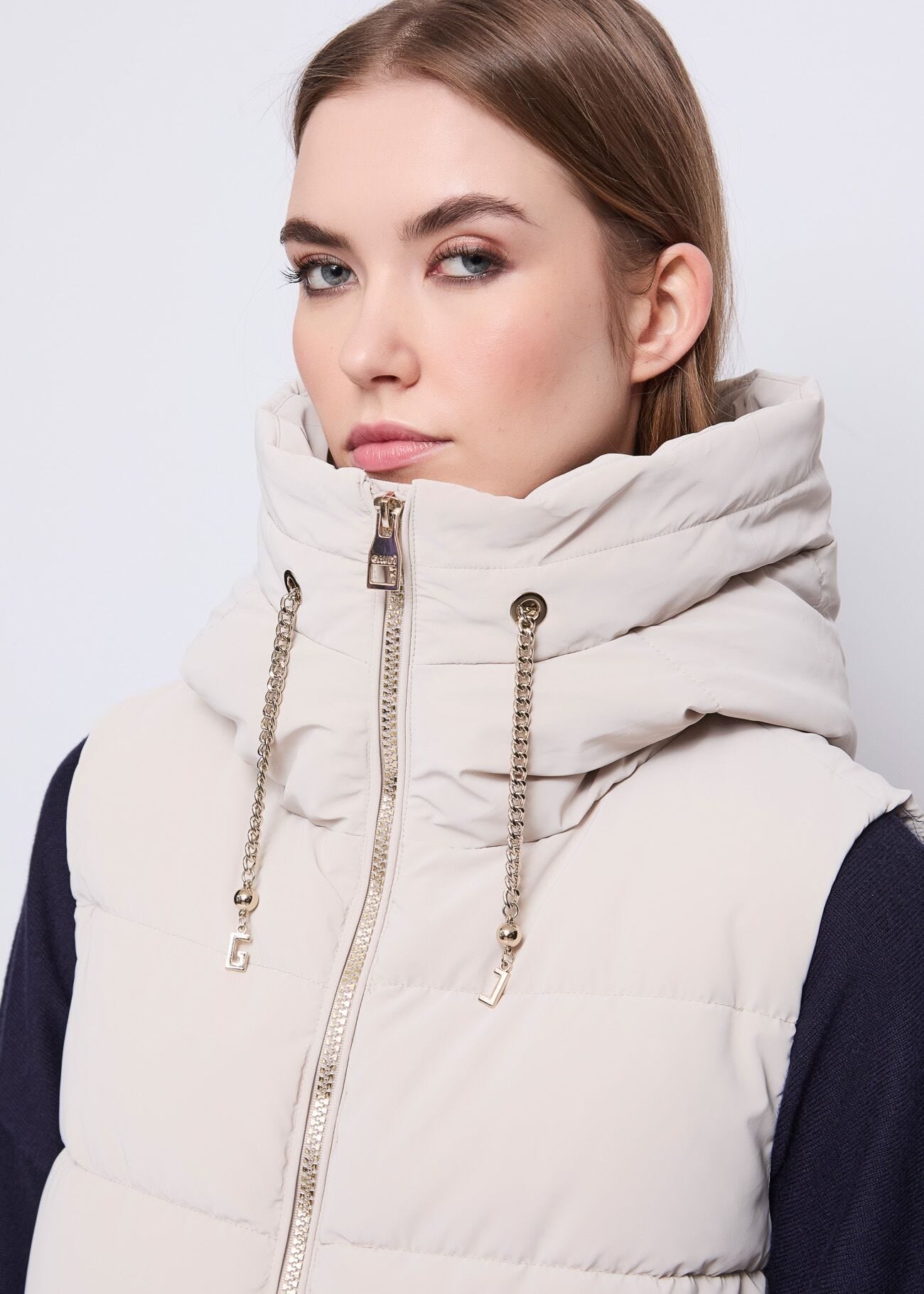Gilet da donna con cappuccio e coulisse a catena - art. 521BD35008