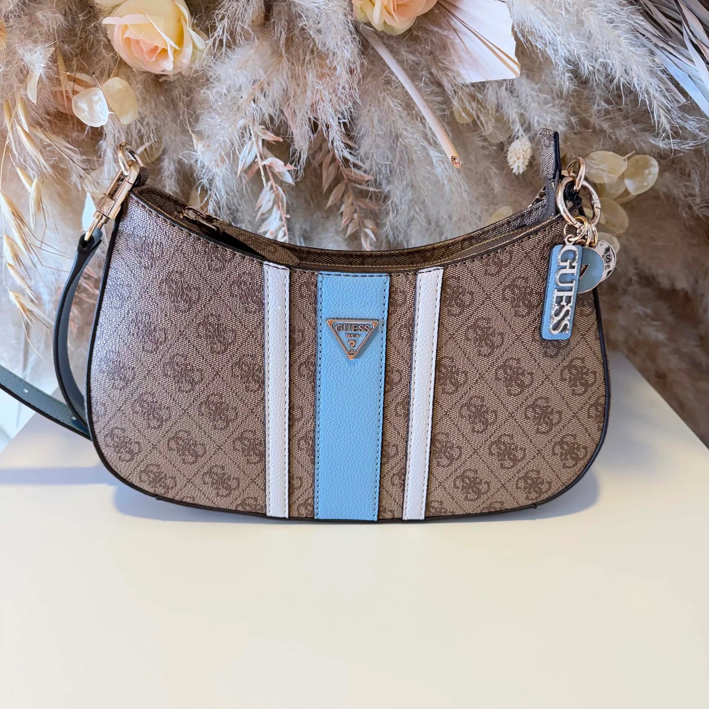 Guess BS967218 Noelle II Top Zip Shopping Bag