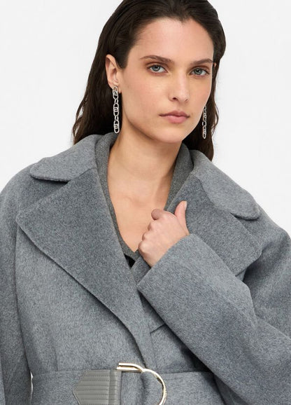 Cappotto in lana con cintura LIUJO articolo  CF5071T462703243