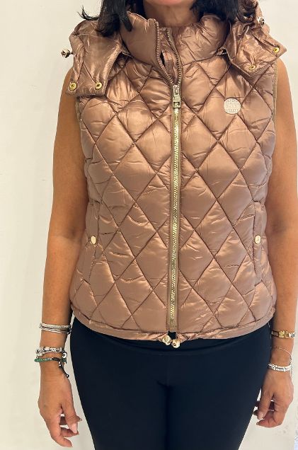 Gaudi sleeveless vest article 321bd35008