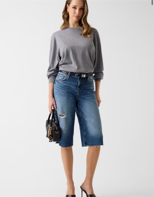 Codice n. W6GD91D0695 • Stretch denim bermuda.
