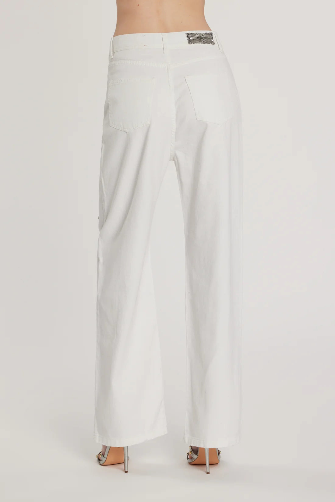 Pantalone GISELLE_15 vita media cinque tasche con applicazioni pietre loose fit bull