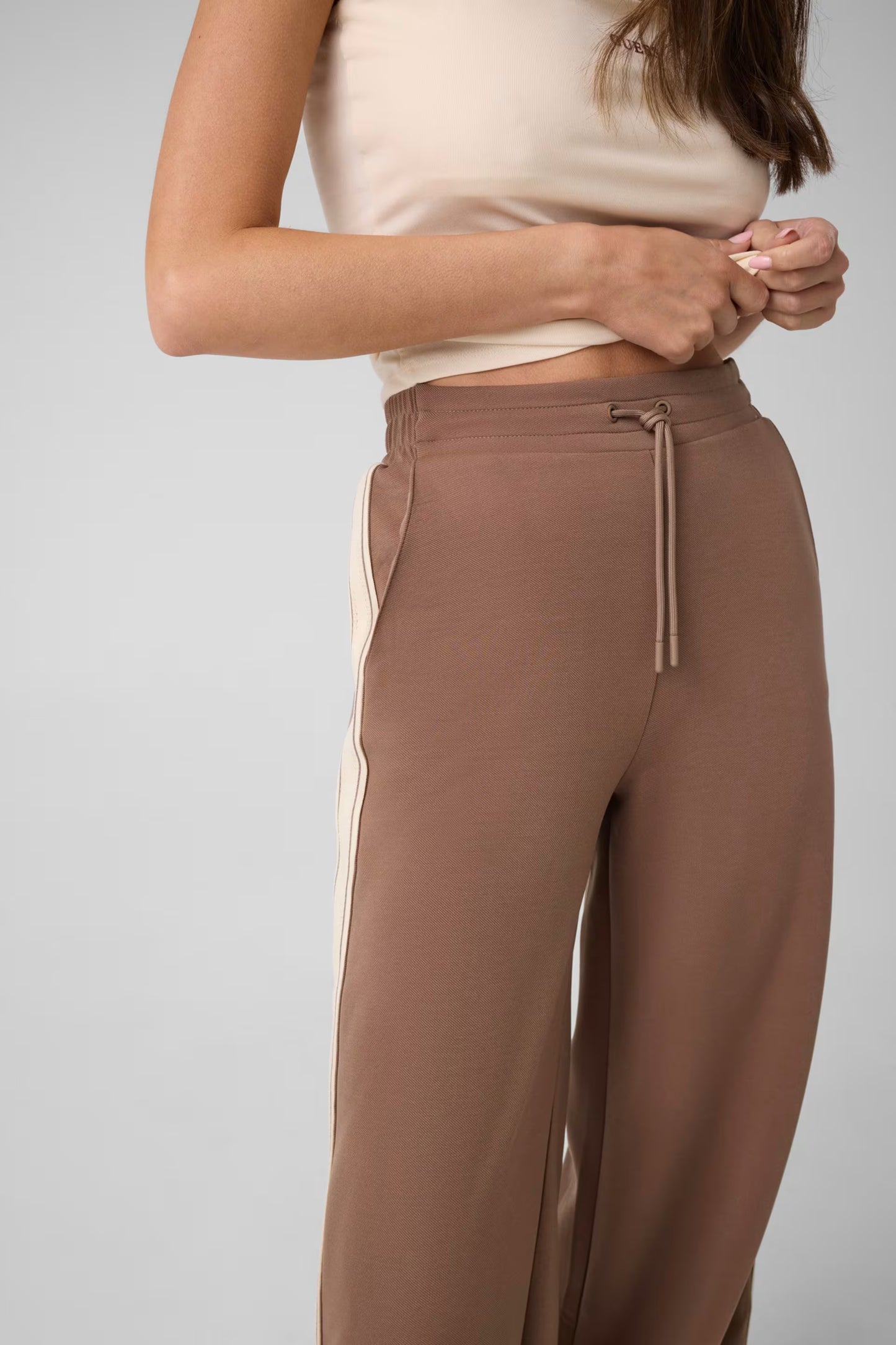 Guess  V6YB04K4279 Wide-leg Joggers