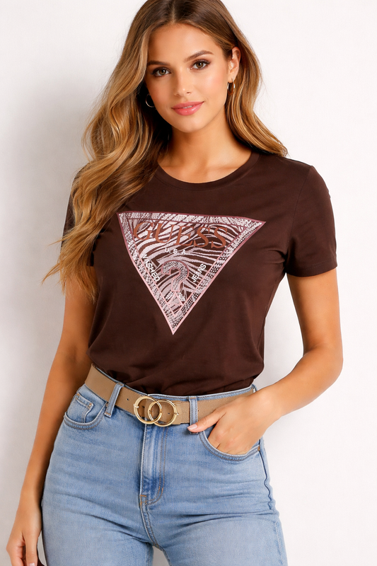 Guess W6GI19K3042 T-Shirt con logo triangolo